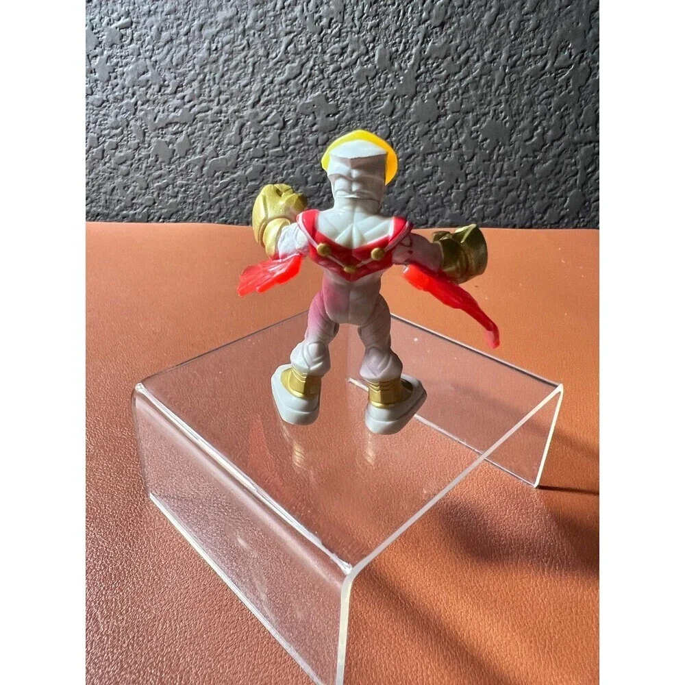 Marvel Universe Comic Book Heroes Falcon 2.5 Inch Action Figure